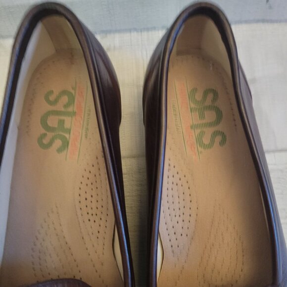 SAS Womens Leather Loafers Slip-On Brown Comfort Shoes Size 6.5M - Picture 3 of 6